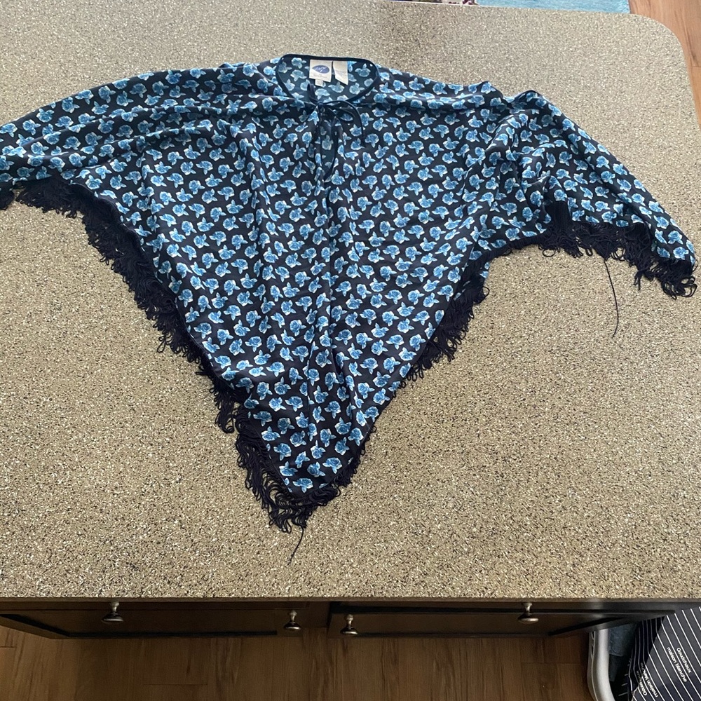 NEW w/o Tags Diane Gilman Poncho